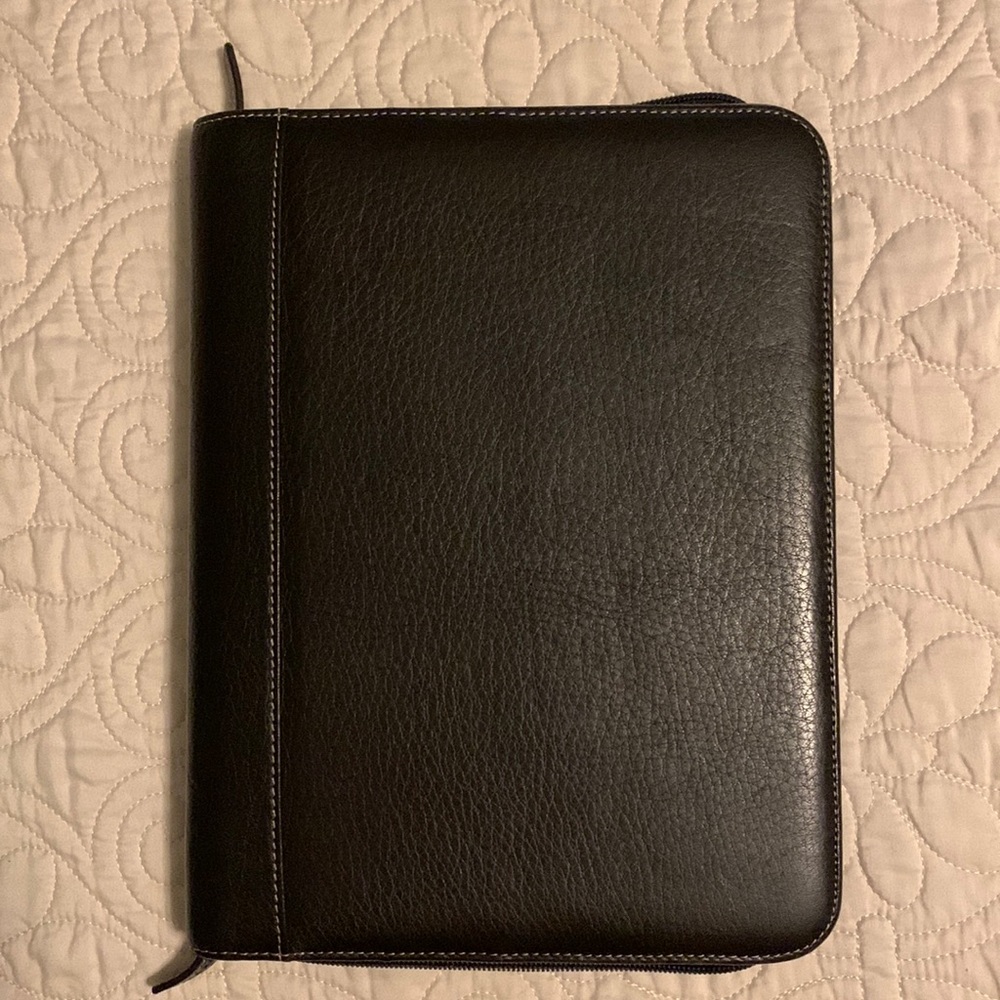 Levenger Bomber Jacket Portfolio Cover